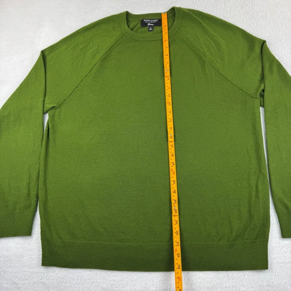 Banana Republic Sweater Mens XL Green Italian Merino Wool Crew Neck Raglan